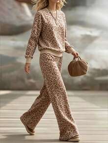2026 Women's Autumn/Winter Lazy Relaxed Style Knit Loose Two Pieces Set, Coffee-Colored Leopard Print Knit Loose Round Neck Long Sleeve Top + Wide Leg Pants Leopard Print Set, Suitable For Commuting, Casual, Daily Commuting, Street Outings, Workplace Commuting, Shopping, Dating And Other Occasions. - Multicolor - View 4