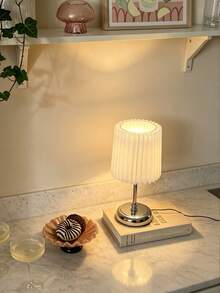1pc USB Powered Silver Premium Minimalist Desk Lamp, Modern Ins Style Retro Creative Decorative Table Lamp Night Light For Bedroom Bedside Room Desktop Decoration - Silver - View 8