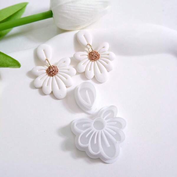 2pcs Flower Shaped Clay Polymer Soft Ceramic Earrings Cutting Molds