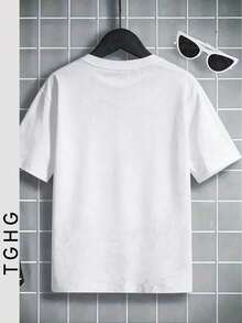 Camiseta de manga corta blanca para niños con estampado de dibujos animados de matemáticas que presenta el número 2 verde y un cuadrado amarillo - Blanco - Ver 7