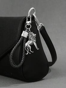 1pc Fashionable European And American Vintage Creative High-End Lion Shaped Keychain Bag Pendant Accessory, Suitable For Men's Car Key Bag Decoration - Antique Silver - View 5
