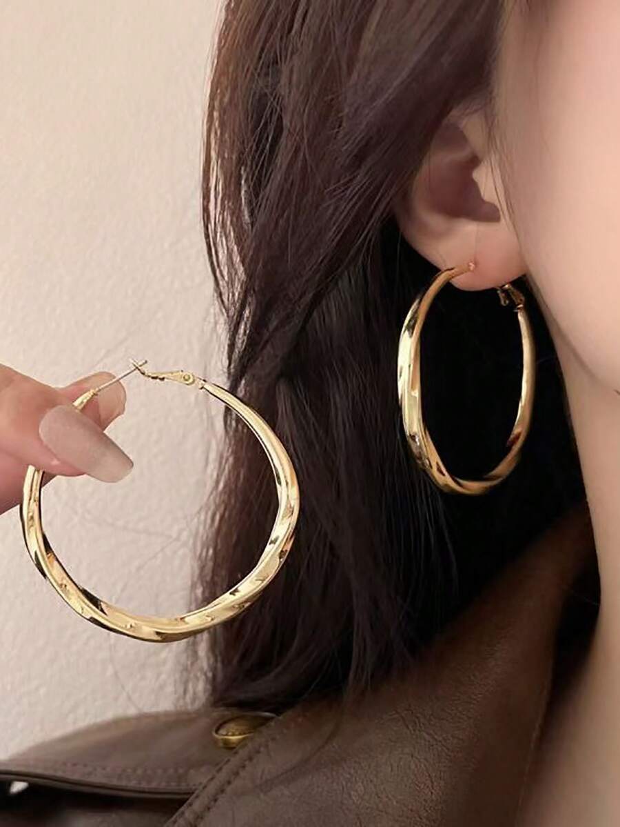 1 Pasang Anting Hoop Besar Mewah Minimalis Emas Manis Y2K Warna Solid, Desain Kelas Atas Perhiasan Telinga Mewah Elegan, Penting untuk Perjalanan Sehari-hari dan Liburan, Anting Bentuk Mobius Lingkaran Tak Terhingga - Yellow Gold - View 1