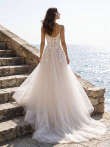 Elegant Sleeveless V-Neck Mesh Fabric Wedding Dress, Decorated With Applique, Long Formal A-Line Bridal Gown - Beige - View 6
