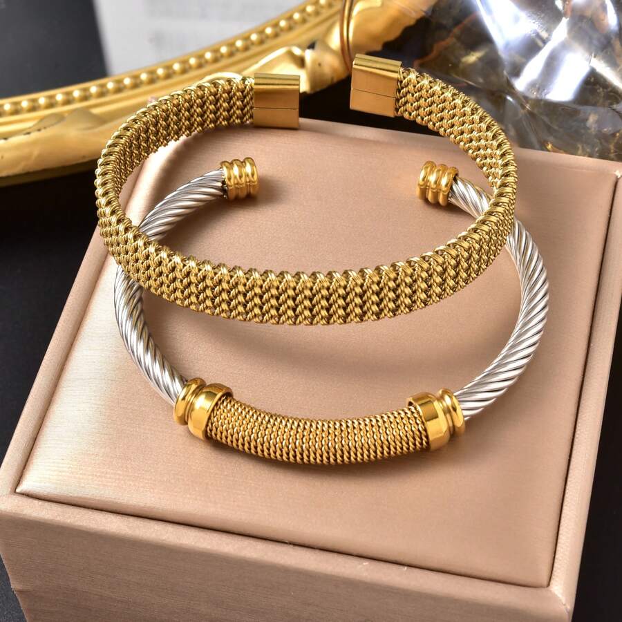 Vintage Fashion Classic Stainless Steel 18K Gold Plated & Silver Dual-Tone Braided Bracelet, Unisex, Suitable For Daily Wear And Party - Gold - View 1