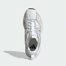 Adidas Sepatu Lari Kasual Olahraga Ringan Nyaman Berbahan Jala untuk Wanita Musim Semi/Gugur JH6836 - Putih/Hitam/Khaki - View 2