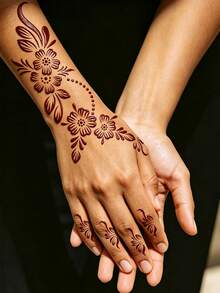 4pcs Henna Tattoo Stencil Set For Left & Right Hands, Traditional Floral Wreath + Fresh Flower Designs, Suitable For Wedding, Eid, Islamic Festivals, Music Festivals, Photoshoot - Black - View 4