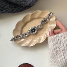 女款不規則金色手鍊式腕錶，復古粗鏈條鏈條設計，類比石英腕錶，極簡奶油色錶盤時尚正裝錶，日常珠寶禮物 - 黑色 - 查看 2