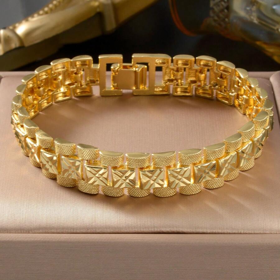 1pc Retro Exquisite 18K Gold Plated Starlight Texture Block Strap Bracelet Square Box Buckle Design For Women Daily Party Wear, Perfect Gift - Gold - View 1