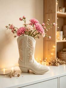 Vintage Western Cowboy Boot Resin Vase, Cream Embossed Boot-Shaped Flower Pot, Bohemian Farmhouse Dining Table Decor, Dried Flower Arrangement Container, Home Wedding Decoration - B - View 5