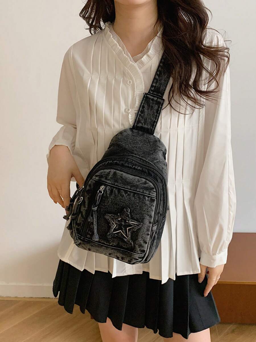 Five-Pointed Star Versatile Sports Chest Bag, Large Capacity, Vintage Denim, Shoulder Messenger Bag, Essential For Women's Commuting And Sports - Black - View 1