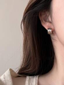 1 Pair Casual Minimalist Brushed Wide Rim Copper Ear Cuffs Suitable For Women's Daily Commute Wear - Coffee Gold - View 2