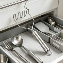 Manual Stainless Steel Potato Masher, Wavy Pressing Structure, Smooth And Fine Texture, Reduces Clumping. Smooth Stainless Steel Surface, Easy To Clean With Water. Ergonomic Cylindrical Handle, Comfortable For Long-Term Use, Hanging Hole For Storage. Suitable For Making Baby Food, Mashed Potatoes, Yam Puree, Fruit Puree, Daily Kitchen Cooking, Western Baking, Compact And Practical Kitchen Tool. - Silver - View 7