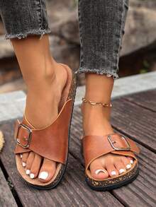 Summer New Women's Casual Flat Sandals, Adjustable Metal Buckle Design, Round Toe Open Toe And Comfortable Soft Sole Women's Summer Slippers, Suitable For Daily Commute Casual Women's Summer Sandals, Can Be Paired With Any Outfit Women's Brown Sandals - Brown - View 3