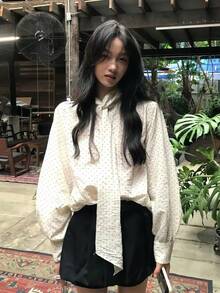 Blus Lengan Panjang Motif Polkadot Prancis dengan Pita, Atasan Serbaguna Model Longgar Berpotongan V untuk Wanita - Aprikot - View 5