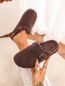 Nuevas pantuflas de felpa para mujer de otoño/invierno, adecuadas para el hogar, apartamento, hotel y otros lugares, pantuflas sin cordones para mujer - Marrón - Ver 1