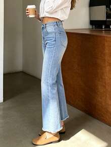 8208# Celana Denim Kasual Wanita Model Tapered di Bagian Pergelangan Kaki - Light Wash - View 2