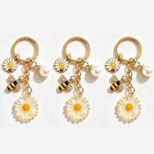 1 Set 3pcs Women's Ins Style Yellow Heart Transparent Daisy Flower Pendant With Rhinestone Bee Charm Faux Pearl Pendant Fresh Bag & Key Chain - Multicolor - View 4
