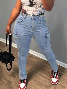 Plus Size Slim Fit Cropped Jeans, Button Detail Design, Medium Stretch, Perfect For Creating Casual Y2K Style. - Blue - View 2