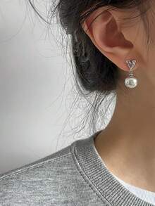 1 Pair Minimalist Fashion Grey Faux Pearl Heart-Shaped Earrings Suitable For Women's Daily And Party Wear - Silver - View 6