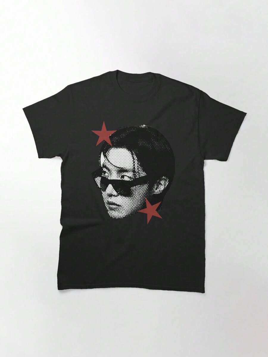 Camiseta de algodón de cuello redondo de talla grande para hombre, estilo coreano, con estampado gráfico de celebridades, para verano. - Negro - Ver 1