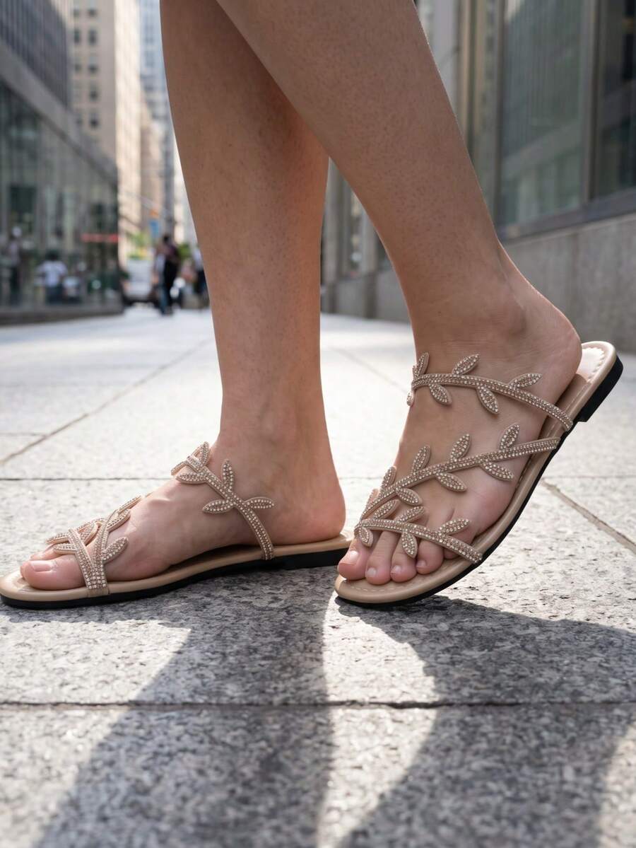 法式風格夏季新款女款水鑽平底拖鞋，時尚休閒百搭，適合海灘、旅行度假，可搭配裙裝 - 杏色 - 查看 1