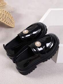 Sepatu Loafer Anak Perempuan RS Cute Style Kulit Paten Hitam dengan Mutiara dan Rhinestone, Sol Tebal, Sepatu Sekolah dan Pesta Sehari-hari Anak-anak - Hitam - View 4