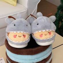 XIXITIAO Cute Shark‑Bee Design Closed‑Toe Slippers, Soft Sole Winter Warm Funny Home Slippers - Greyish Yellow - View 3