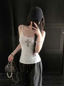 Tank Top Leher Bulat Pas Badan dengan Motif Silang Berhiaskan Kancing dan Tali Bahu Tipis, Warna Putih, Kasual untuk Musim Panas - Putih - View 5