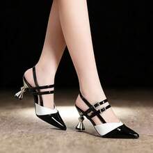 Sepatu Hak Tinggi Wanita Modis dan Nyaman, Model Baru, Ujung Lancip, Hak Tebal - Hitam dan Putih - View 1