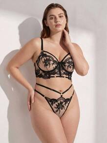 Plus Size Sexy Lingerie Set , Vintage Mesh Floral Embroidery Bra Set, High Coverage & Lift Push Up Bra - Black - View 1
