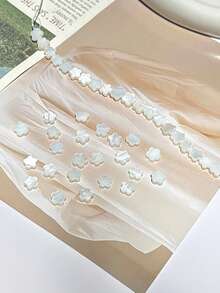 22 Pcs Natural Freshwater Shell Plum Blossom Beads White Flower Slices Straight Hole Loose Beads 6mm White Natural Color Shell Beads, Suitable For Handmade Earrings Inlay Jewelry Materials - Multicolor - View 2
