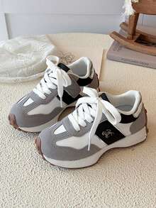 Fresh Colorblock Kids' Sneakers, Retro Fashion. Simple Lace-Up Design, Versatile For Daily Wear And School Outfits, Suitable For Both Boys And Girls. - Black - View 2