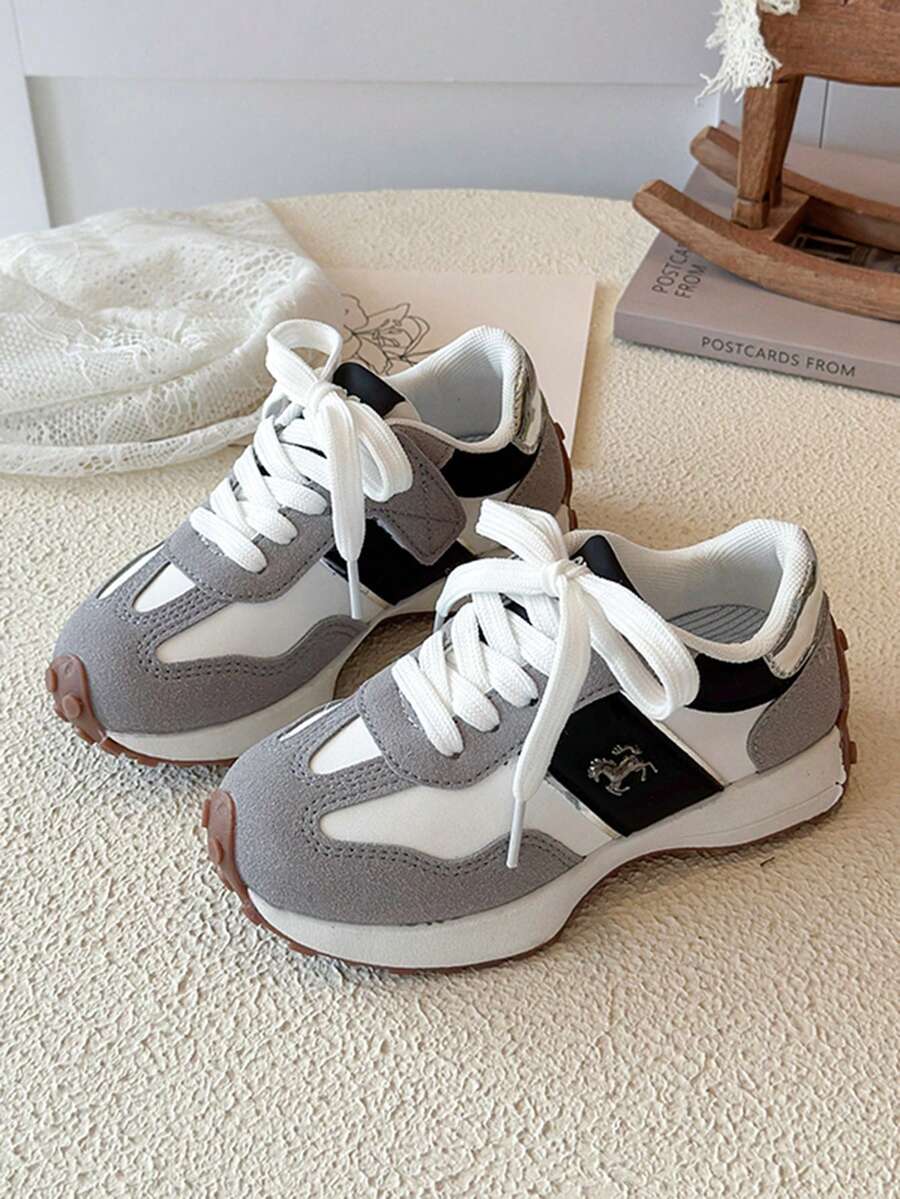 Fresh Colorblock Kids' Sneakers, Retro Fashion. Simple Lace-Up Design, Versatile For Daily Wear And School Outfits, Suitable For Both Boys And Girls. - Black - View 1