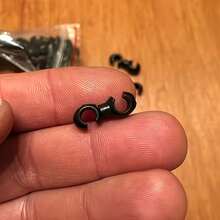 10pcs/Sturdy Bicycle Cable Clips With Rotating S-Shaped Hook And Secure Locking System, Perfect For Securing Brake And Gear Systems Of Mountain Bikes, Road Bikes And Hybrid Bikes - Made Of Durable Plastic, S-Shaped Design, Specifically Designed For Bicycle Transmission Cables - Multicolor - View 5