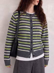 Cardigan Rajut Leher Bulat Desain Garis Minimalis Kasual Musim Gugur/Dingin untuk Wanita - Grey - View 1