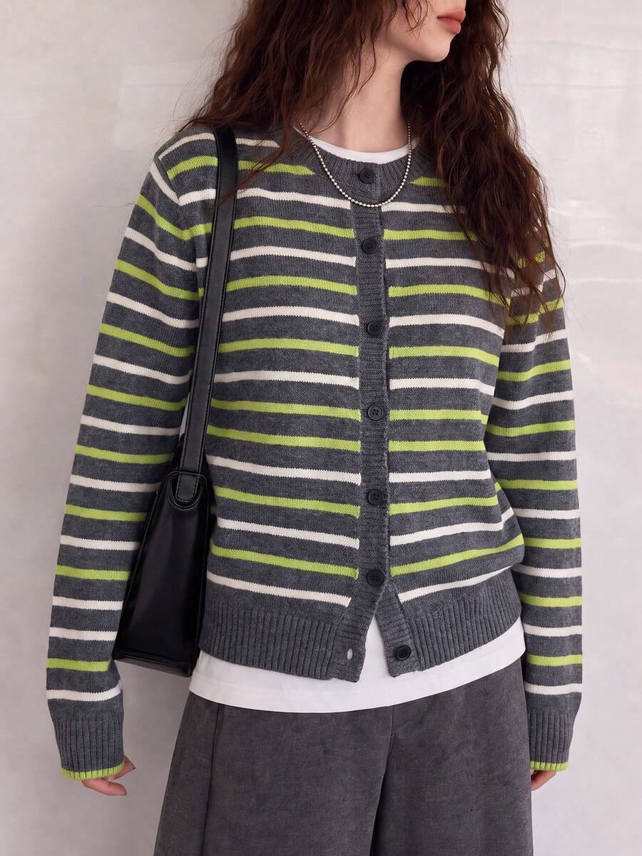 Cardigan Rajut Leher Bulat Desain Garis Minimalis Kasual Musim Gugur/Dingin untuk Wanita - Grey - View 1