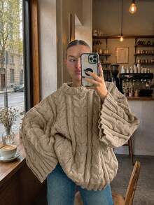 Joy Knit 女款針織毛衣 秋冬時尚新款 百搭上衣 優雅極簡休閒百搭 粗繩編織圓領套頭衫 - 卡其 - 查看 1