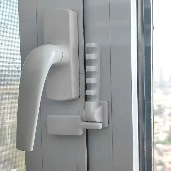 Fensterbegrenzer, winddichter Fensterhaken, Tür- und Fenster-Fixierclip, Fensteröffnungswinkel-Regler, universelles Begrenzer-Zubehör für Zuhause, für Flügelfenster und Schiebefenster, ohne Bohren, einfache Installation, stabil, winddicht und stoßfest