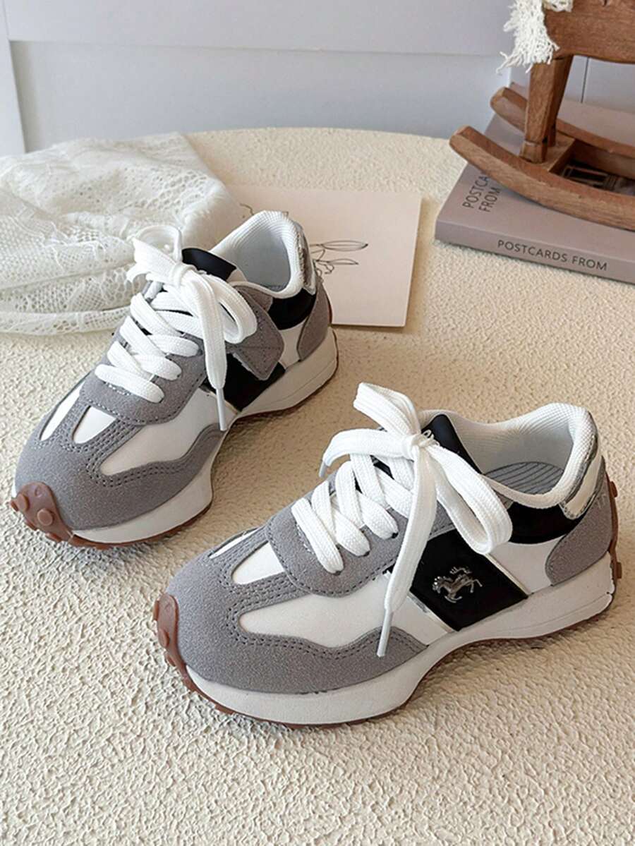 Fresh Colorblock Kids' Sneakers, Retro Fashion. Simple Lace-Up Design, Versatile For Daily Wear And School Outfits, Suitable For Both Boys And Girls. - Black - View 1