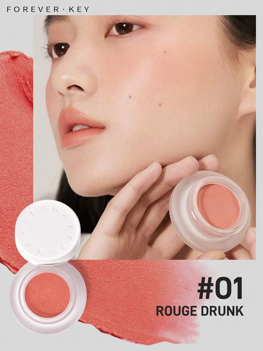 FOREVER KEY Blush Powder memiliki tekstur halus, mudah dibaurkan, bebas butiran, dan tidak mudah rontok. Tahan air, tahan keringat, dan tahan lama, sangat cocok untuk dibawa bepergian. Digemari oleh generasi Y2K dan Gen Z, produk ini merupakan hadiah Hari Ibu yang ideal.