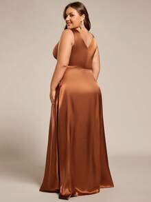 EVERPRETTY Casual Deep V-Neck Brown Dress - Brown - View 3
