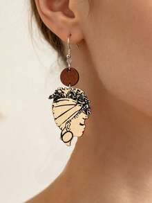 1 Pair Bohemian Exotic Portrait Silhouette Wooden Earrings, Vintage Print African Woman Profile, Vacation Ear Accessories - Portrait - View 4