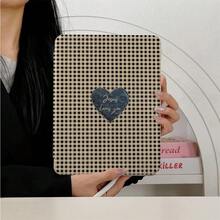 1 buah Casing Pelindung Tablet Motif Kotak-kotak Beige dengan Hati Gelap, Dapat Diputar 360°, Dilengkapi Slot Pena, Penutup Penyangga Magnetik Multi-Sudut, Mendukung Fungsi Tidur/Bangun Otomatis, Kompatibel dengan iPad PRO/AIR, Pad 5/6/7, Pad, MatePad, Pad, Honor Pad, Pad - MultiWarna - View 2