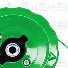 1 cái đầu cắt cỏ kiểu Ý đế xanh, đường kính 113mm, ren M10*1.25, nhựa kỹ thuật cường độ cao chống mài mòn và chịu va đập, lõi kim loại, cấp dây nhanh, dùng cho làm cỏ và tỉa vườn, sân vườn, bãi cỏ - Đầu cắt cỏ (nền xanh Ý) - Xem 4
