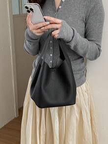極簡純色 PU 布料女款水桶包，優雅時尚可調節肩帶單肩包/斜挎包 - 黑色 - 查看 4