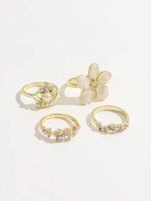 Juego de 4 anillos para mujer estilo INS con corona de perlas falsas, flores y strass, con flor 3D de esmalte francés - Dorado - Ver 3