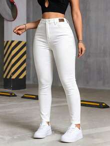 Celana Jeans Denim Slim Fit Serbaguna untuk Wanita, Terbuat dari Kain Denim, Dengan Kancing, Saku, dan Resleting, Panjang Sedang, Nyaman, dan Elastis - Putih - View 3