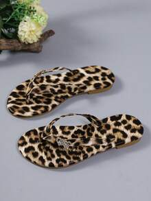 1 Pair Kids Fashion Leopard Print Heart Rhinestone Flip Flops, Summer Casual Flat Sandals, Daily And Beach Vacation Shoes - white brown - View 7