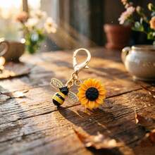 8pcs Cartoon Bee & Sunflower Keychain Set, Resin Sunflower And Alloy Bee, Thoughtful Gift For Teachers And Friends - Multicolor - View 8