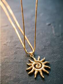 QTHOPE Spiral Vortex Sun Pendant Necklace Suitable For Girls' Daily Wear - Gold - View 7